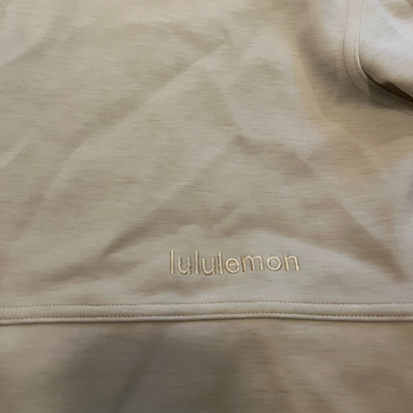 lululemon crew neck - Picture 2 of 3